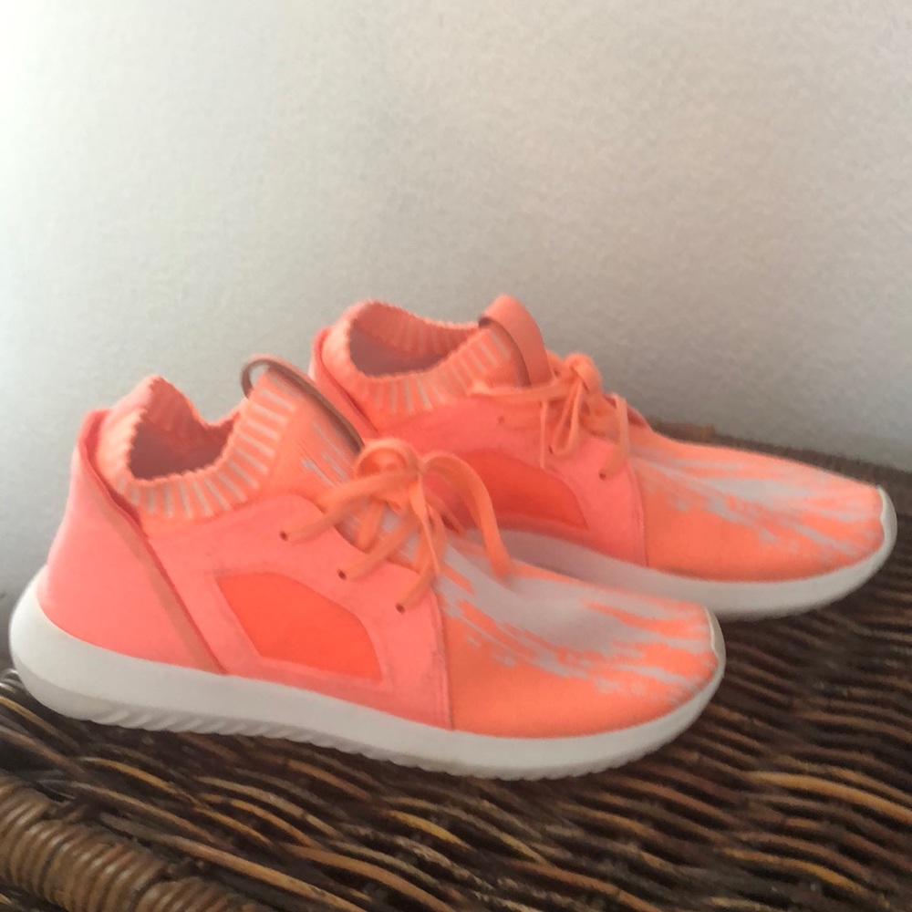 Size 8.5 neon orange adidas sneakers